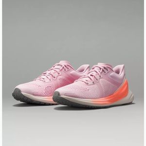 Lululemon Blissful running shoe sz 7.5 (only worn a couple of times)
